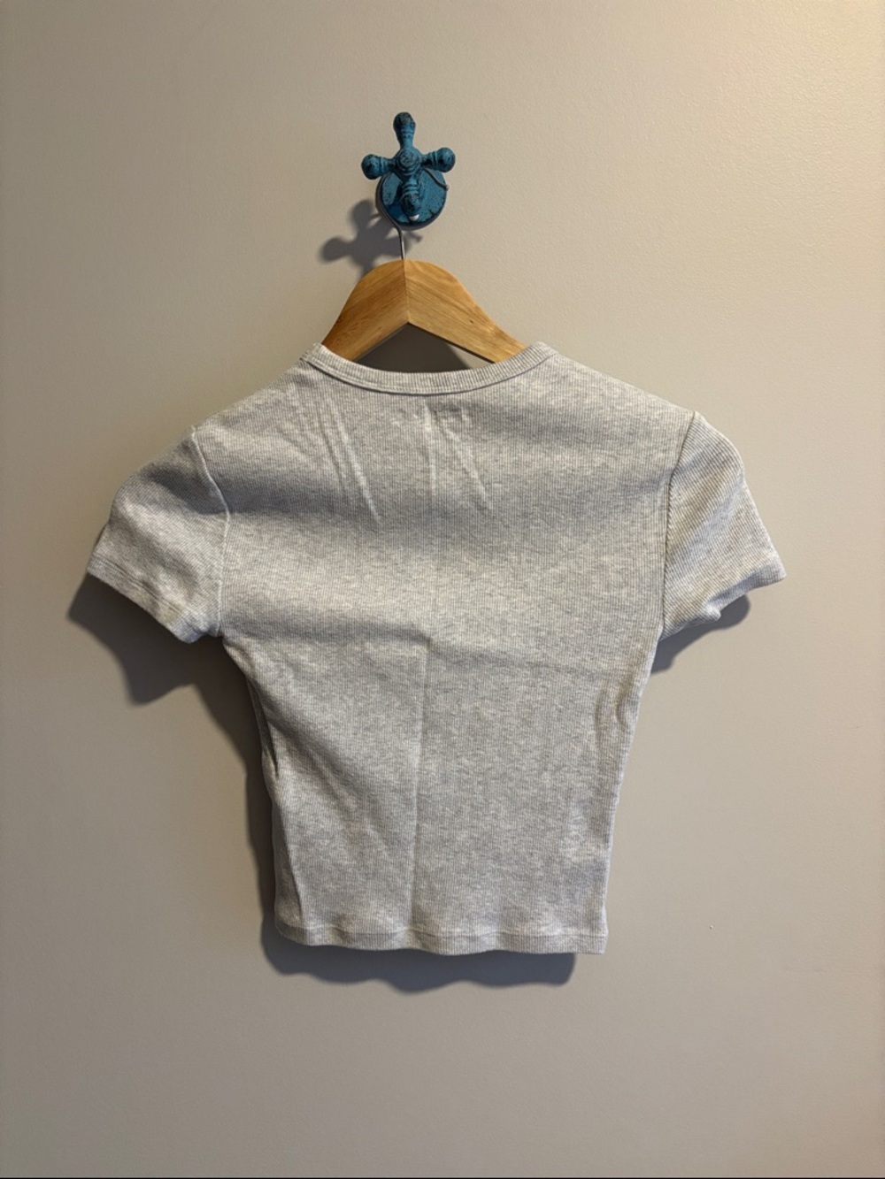 A&F Ribbed Tee size XXS - Picture 3 of 3